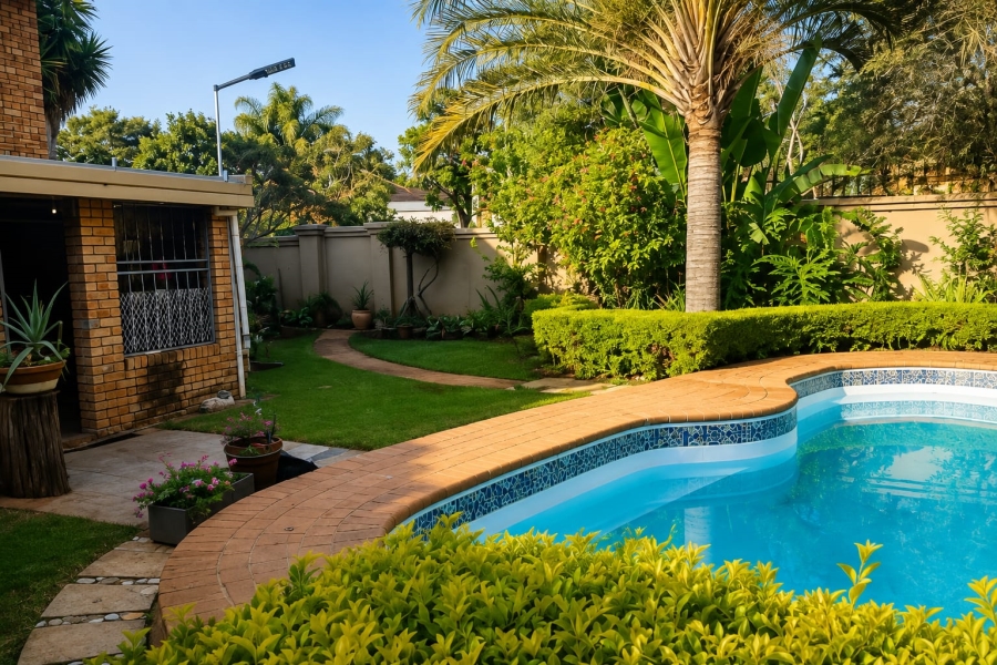 6 Bedroom Property for Sale in Cashan North West